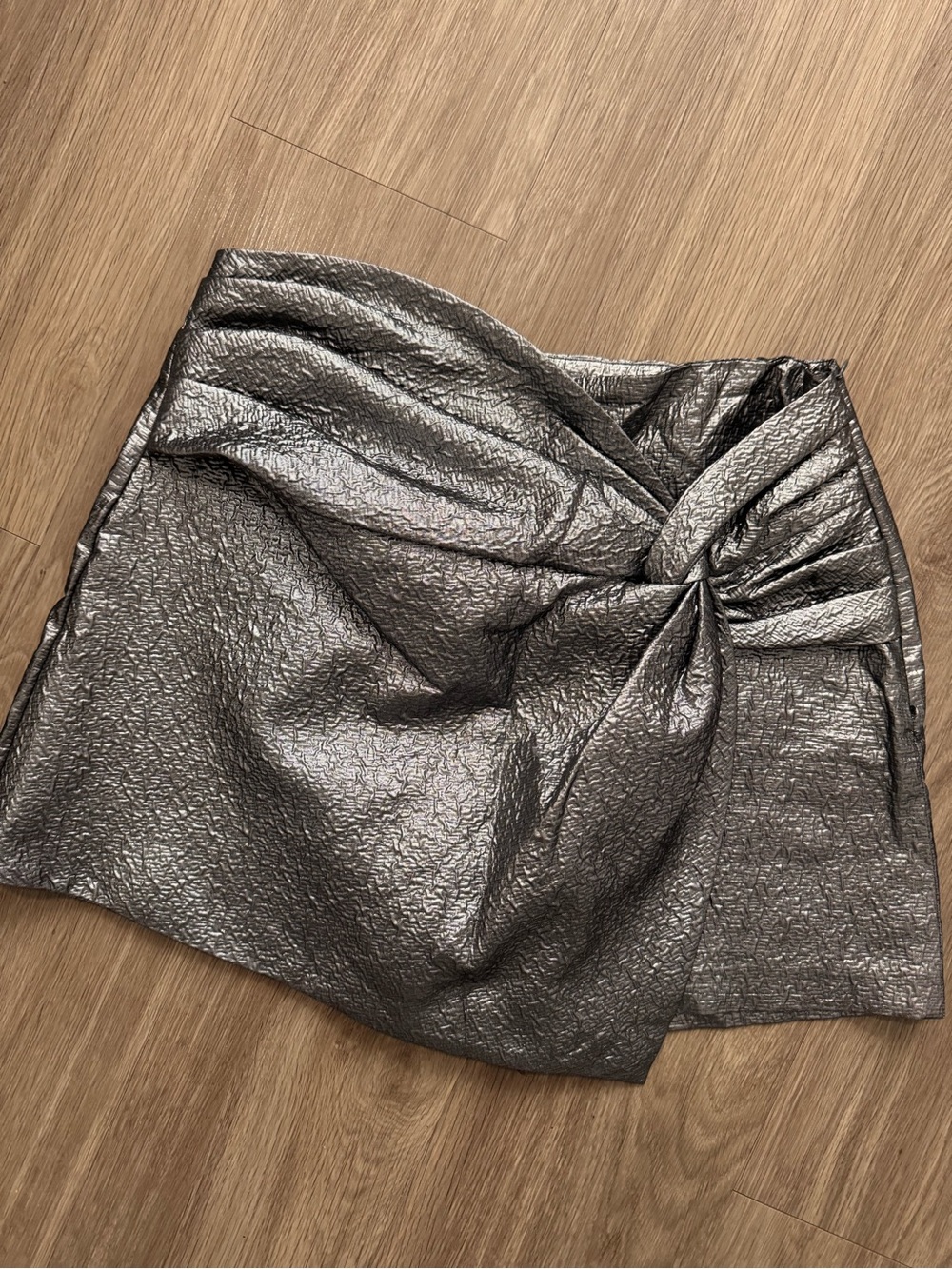 Zara Metallic Silver Knot-Detail Mini Skirt